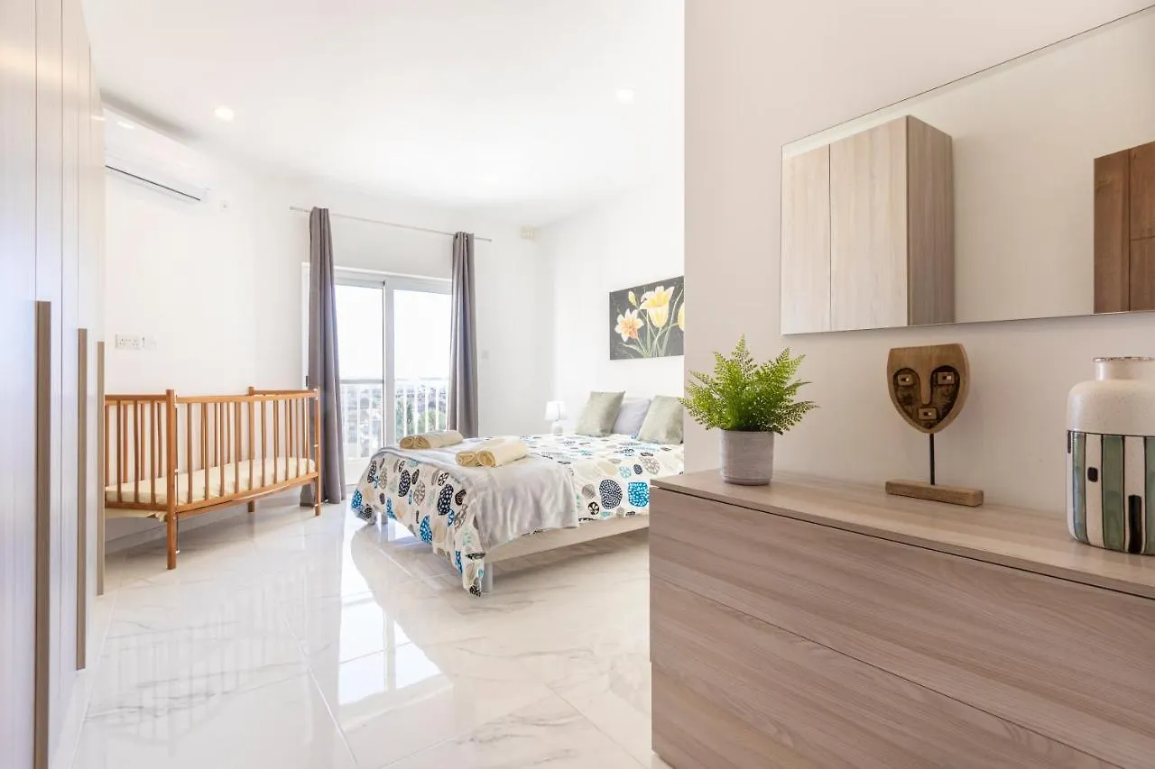 Ha2- Modern And Spacious 3 Bedroom Apartment San Gwann
