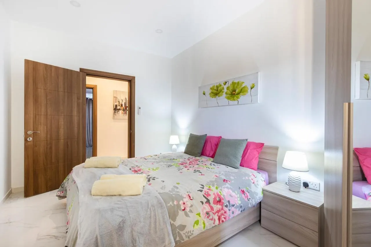 Ha2- Modern And Spacious 3 Bedroom Apartment San Gwann